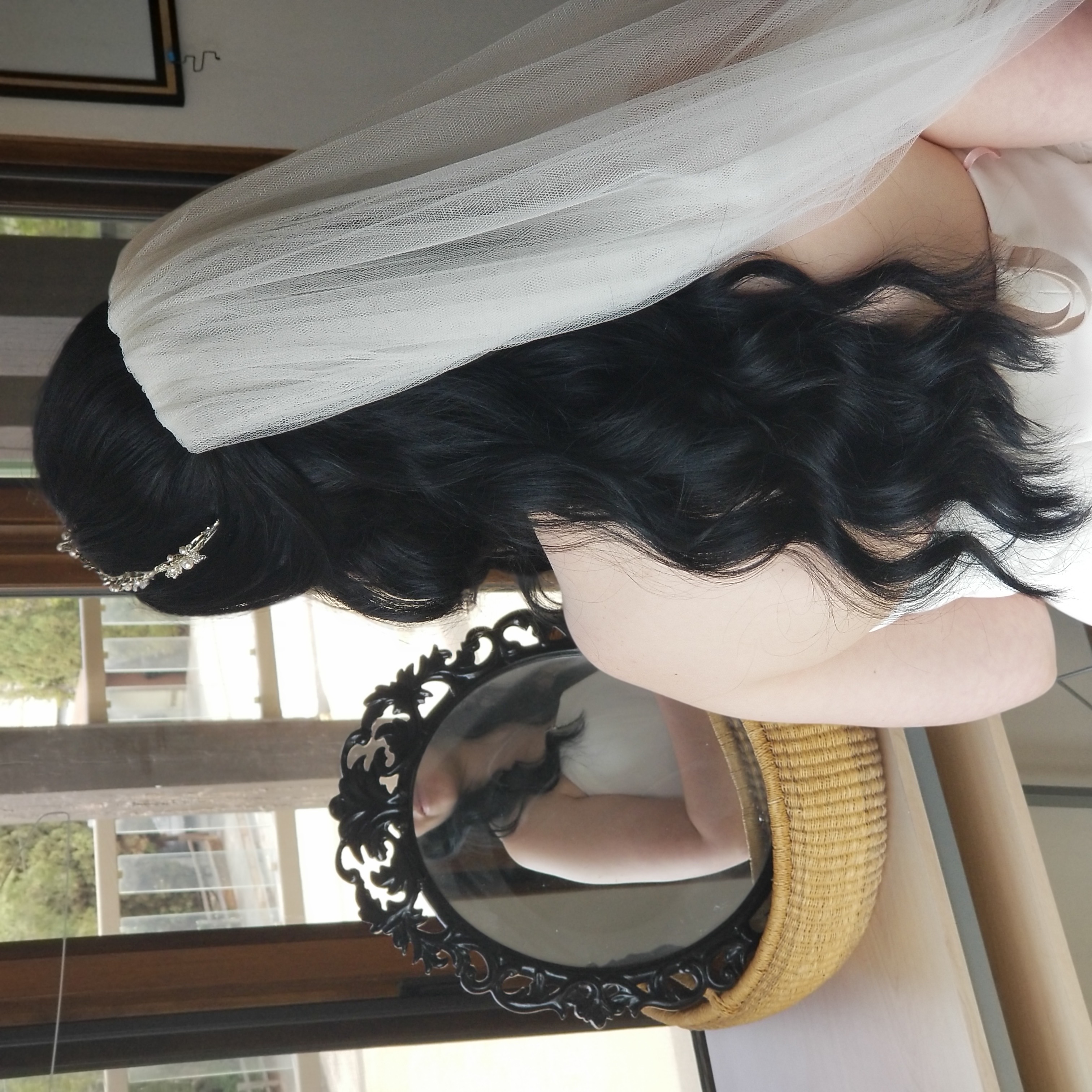 Bridal hair with veil by Jazlyn